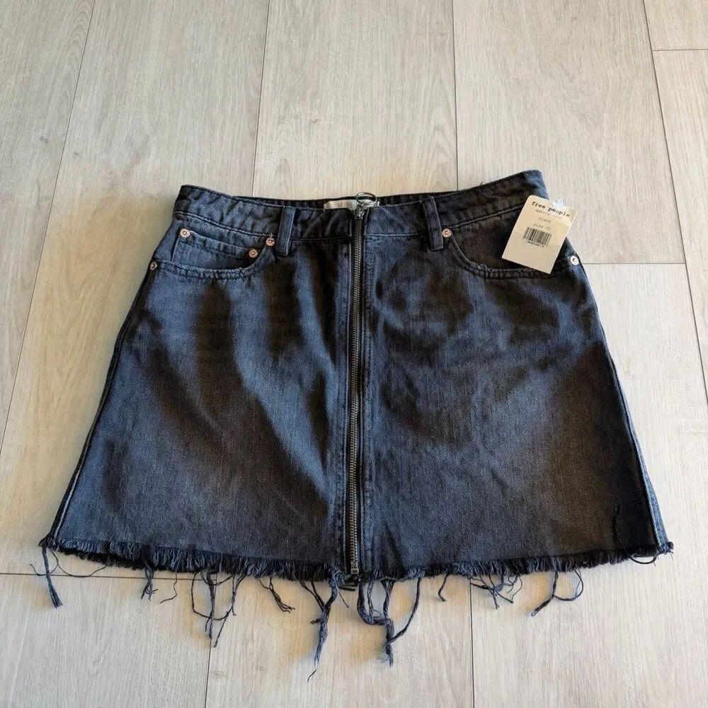 Free people we the free zip it up mini skirt black demin size 30